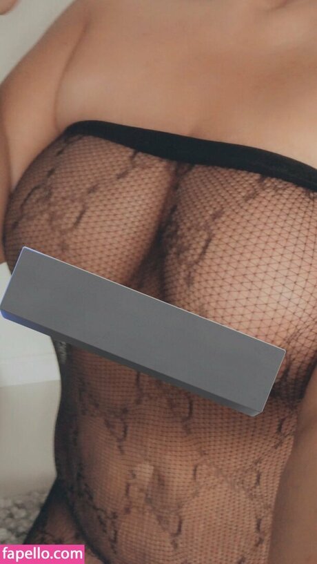 Mercedes Twitter Milf