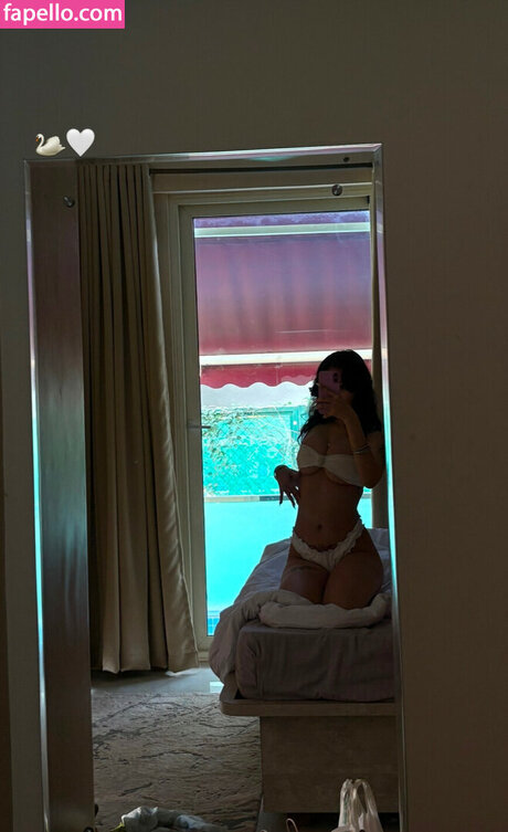 Naakte gelekte OnlyFans-foto van Shradhaa2110