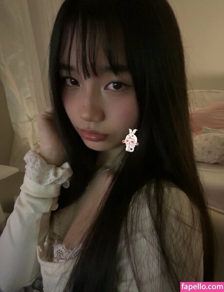Naakte gelekte OnlyFans-foto van Bunibuniyu