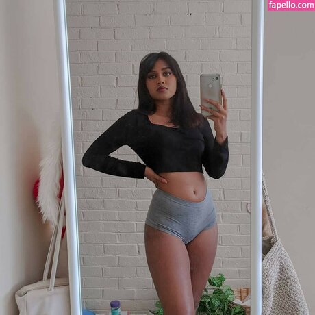 Naakte gelekte OnlyFans-foto van Bbyg6rl