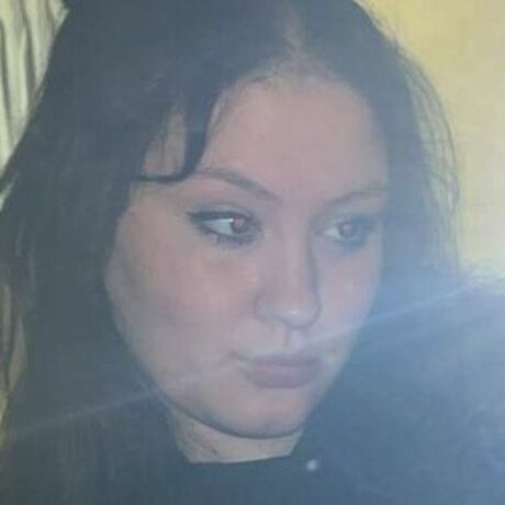 Naakte gelekte OnlyFans-foto van Liaamorgann