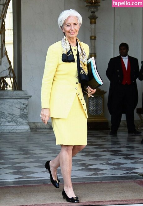 Naakte gelekte OnlyFans-foto van Christine Lagarde