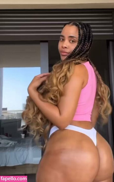 Angela2saucy