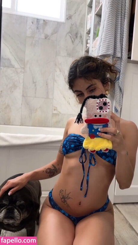 Naakte gelekte OnlyFans-foto van Iggybellyy