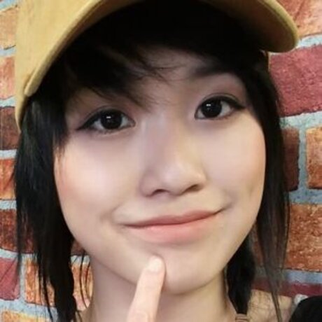 Naakte gelekte OnlyFans-foto van Julia Chow