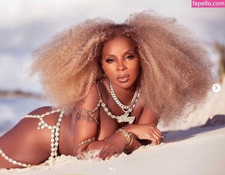 Mary J Blige