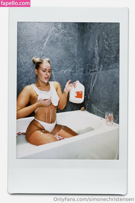 Simone Christensen