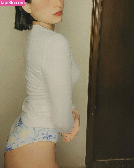Naakte gelekte OnlyFans-foto van Jasneet Kaur