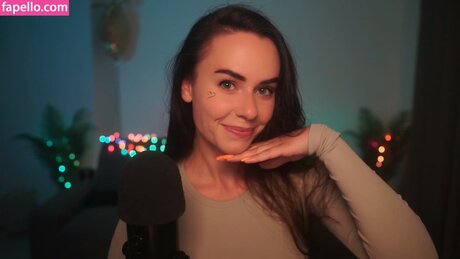 HeyHelen ASMR
