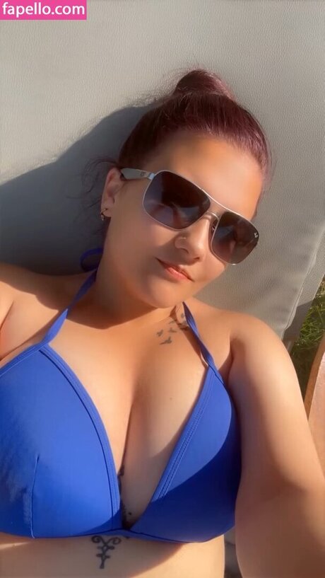 Naakte gelekte OnlyFans-foto van Chelzbcfcburke