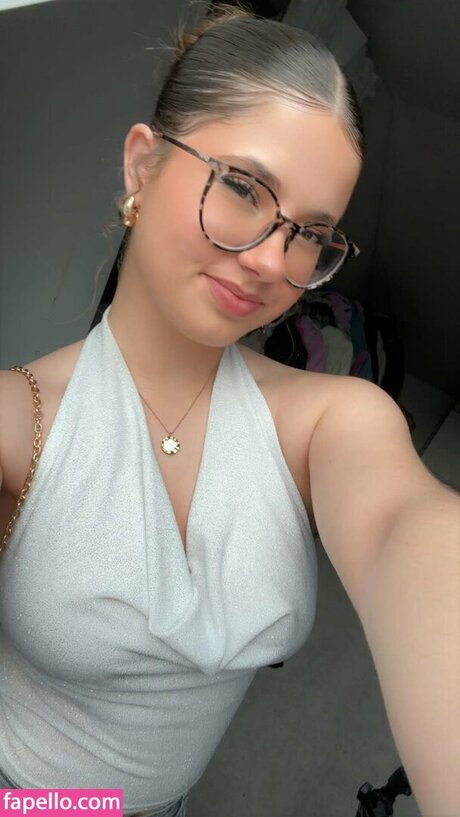 Naakte gelekte OnlyFans-foto van Lilousecret