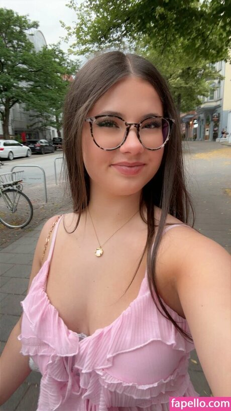 Naakte gelekte OnlyFans-foto van Lilousecret