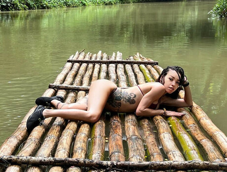 Naakte gelekte OnlyFans-foto van Nrgneverlost