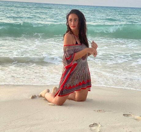 Naakte gelekte OnlyFans-foto van Menna Tayseer