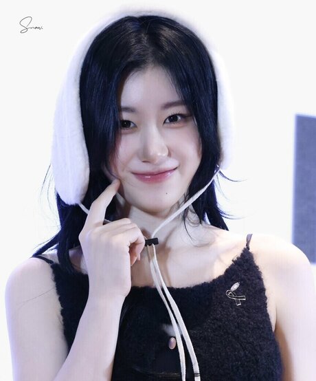 Naakte gelekte OnlyFans-foto van Chaeryeong