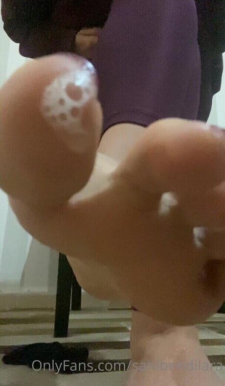 Naakte gelekte OnlyFans-foto van Sahibendilara