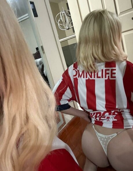 Naakte gelekte OnlyFans-foto van Sofia Alegria