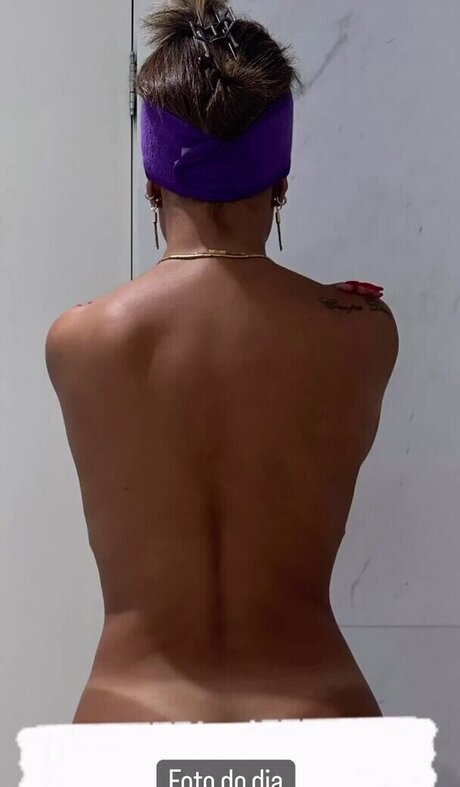 Naakte gelekte OnlyFans-foto van Duda Rodrigues