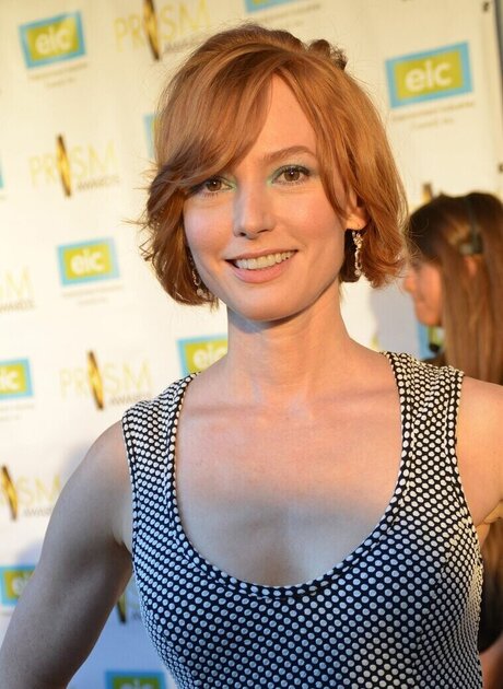 Naakte gelekte OnlyFans-foto van Alicia Witt