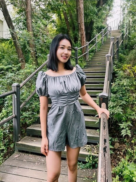Thea Lee