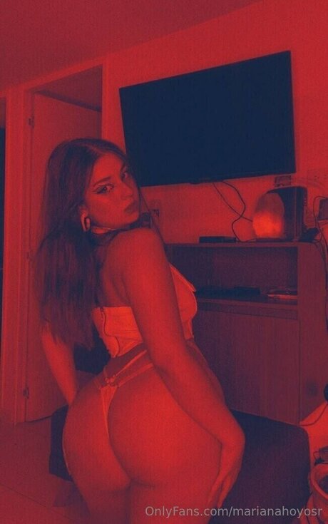 Naakte gelekte OnlyFans-foto van Marianahoyosr