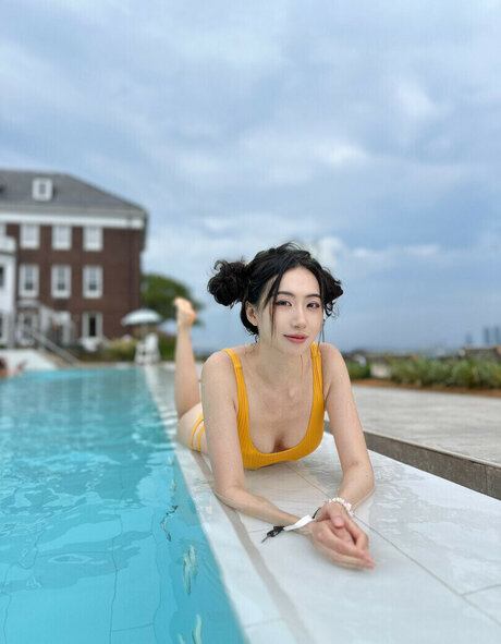 Naakte gelekte OnlyFans-foto van Mollyshen