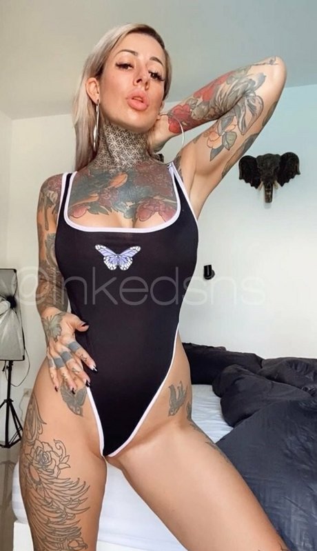 Naakte gelekte OnlyFans-foto van Inkedxsns