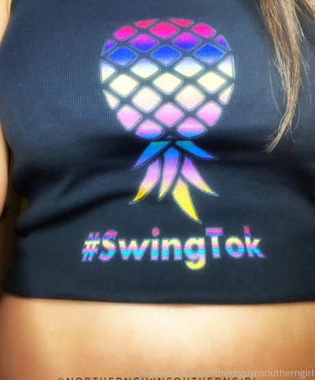 Naakte gelekte OnlyFans-foto van Southerngirlfree