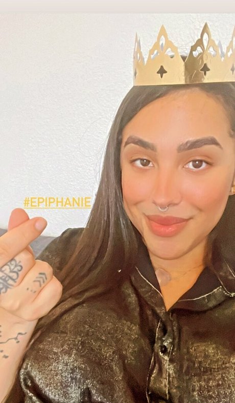 Naakte gelekte OnlyFans-foto van Bruna Taylor