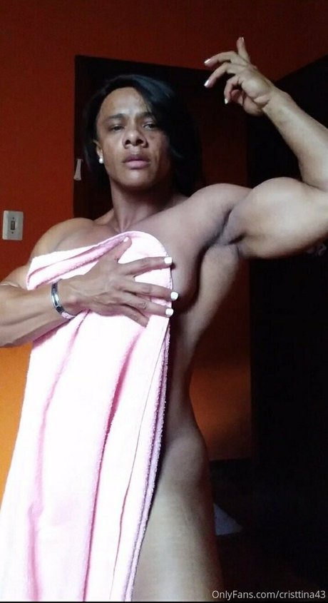 Naakte gelekte OnlyFans-foto van Cristtina43