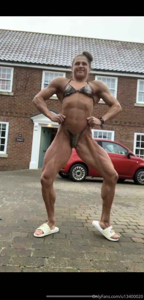 Naakte gelekte OnlyFans-foto van Emilyjbrand98