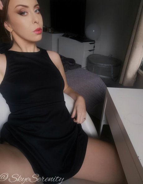 Naakte gelekte OnlyFans-foto van Skyeserenity