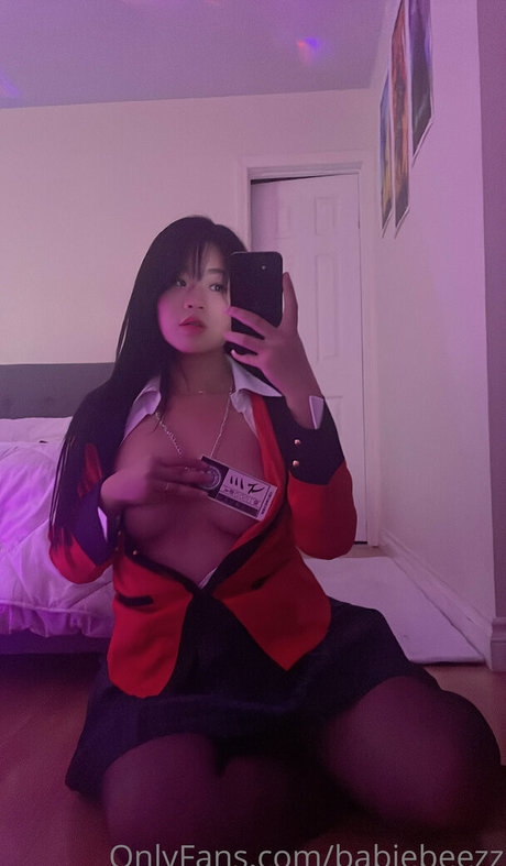 Naakte gelekte OnlyFans-foto van Babiebeezz