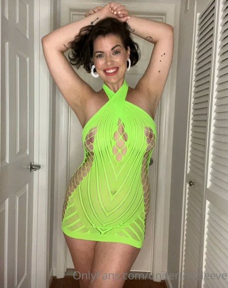 Lipstickandlinernotes