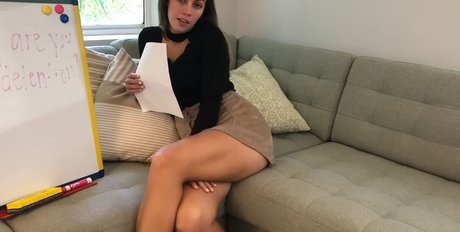 Naakte gelekte OnlyFans-foto van Miss Bell Asmr