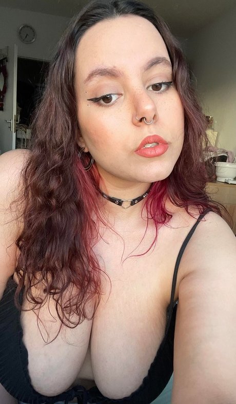 Peachyara