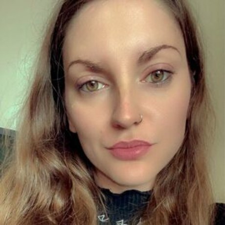 Naakte gelekte OnlyFans-foto van Auntcunt