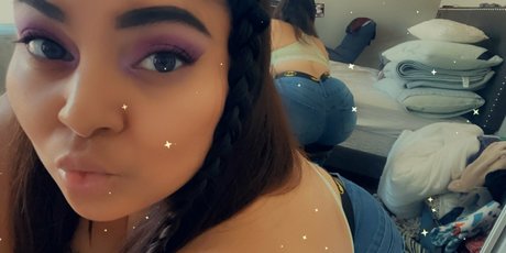Naakte gelekte OnlyFans-foto van Baabygurrl22
