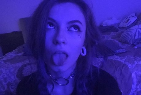Naakte gelekte OnlyFans-foto van Princessofhelle