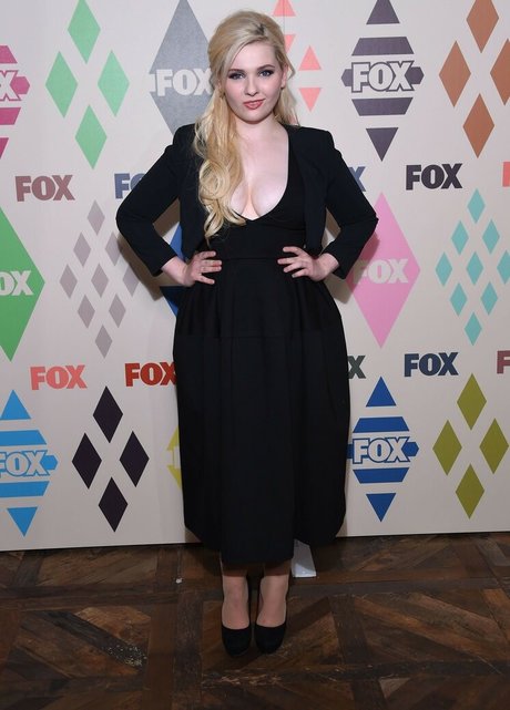 Naakte gelekte OnlyFans-foto van Abigail Breslin