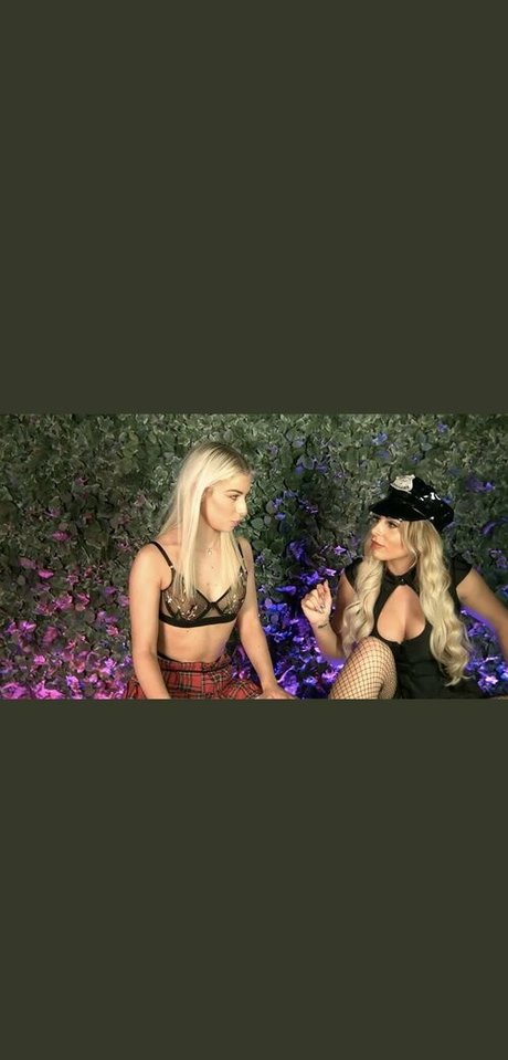Naakte gelekte OnlyFans-foto van Britishkikijayfree