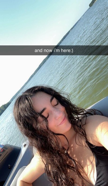 Naakte gelekte OnlyFans-foto van Elena Arenas
