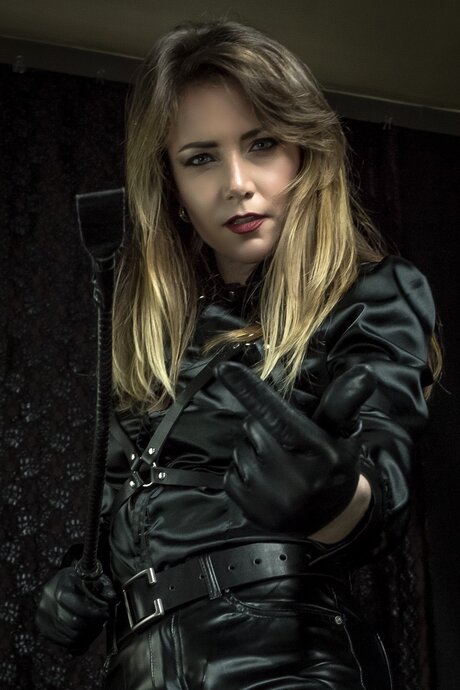 Naakte gelekte OnlyFans-foto van Xena