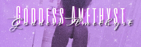 Naakte gelekte OnlyFans-foto van Goddess Amethyst 
