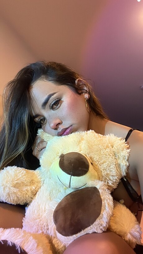 Naakte gelekte OnlyFans-foto van Josephine