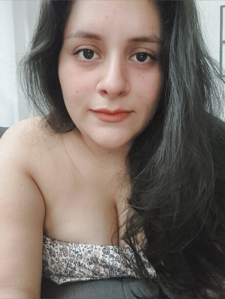 Naakte gelekte OnlyFans-foto van Sweetampampcute