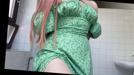 Naakte gelekte OnlyFans-foto van 