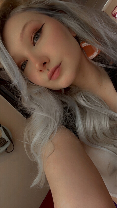 Naakte gelekte OnlyFans-foto van Saffystar