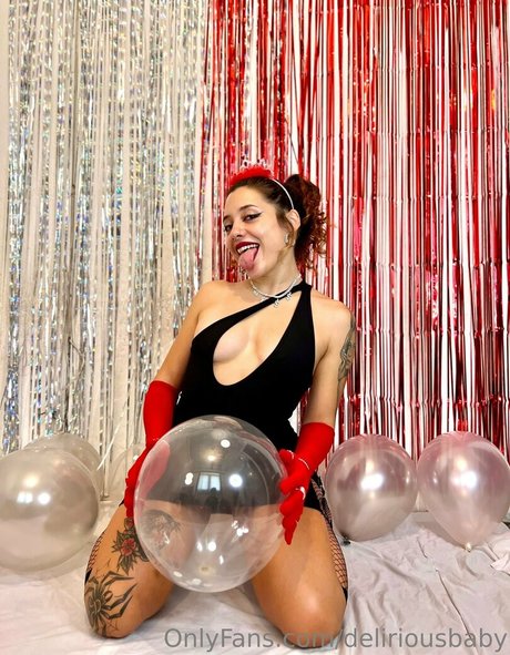 Naakte gelekte OnlyFans-foto van Deliriousbaby