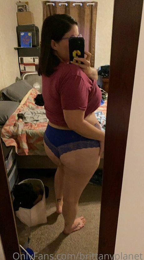 Naakte gelekte OnlyFans-foto van Brittanyplanet